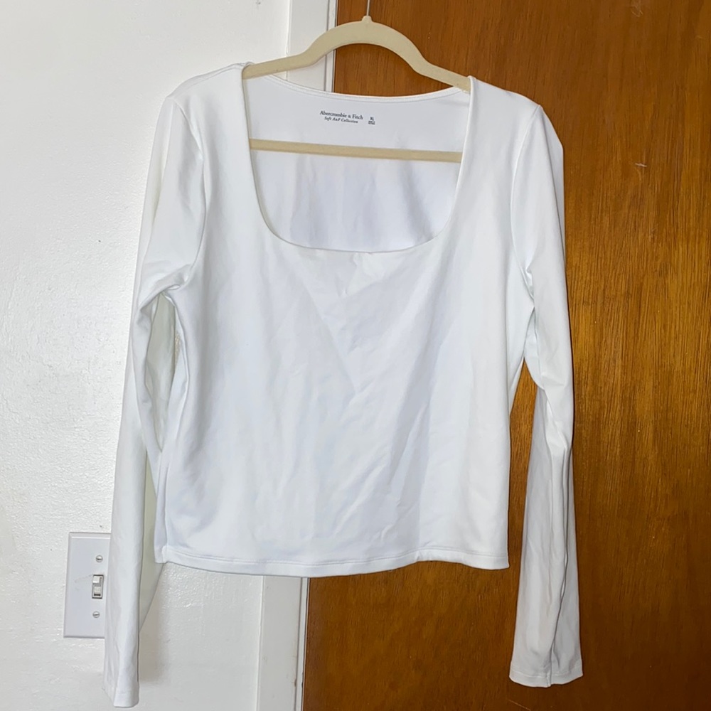 Abercrombie crop top